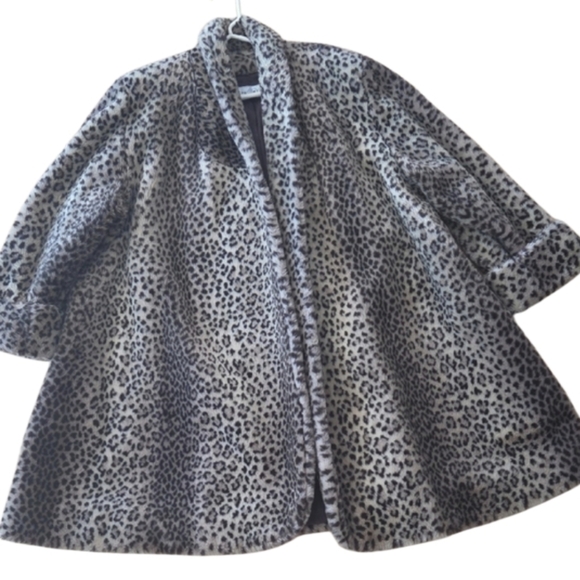 Lillie Rubin Jackets & Blazers - Vintage Lillie Rubin Animal Print Teddy Jacket A Line Swing Coat